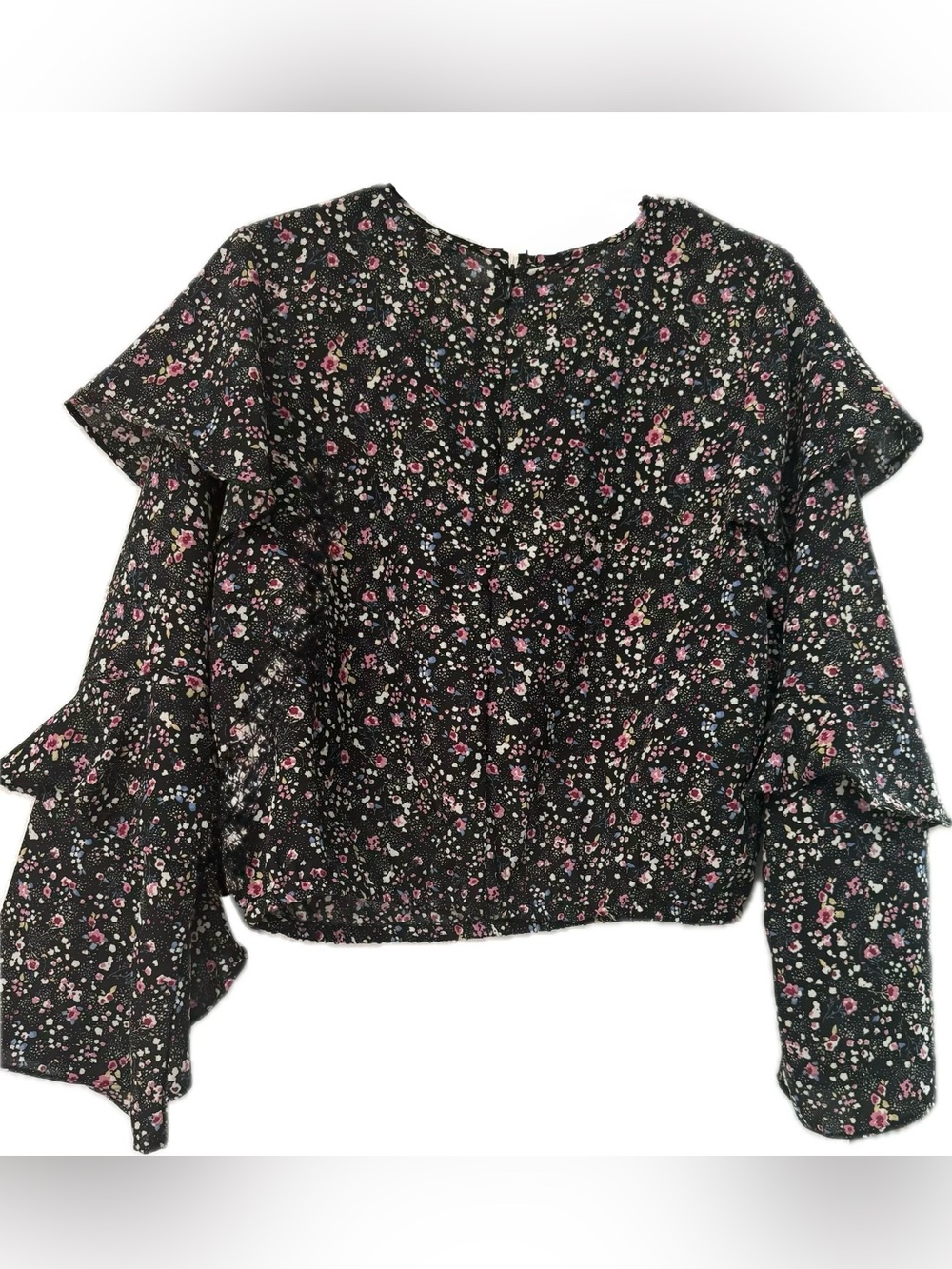 🌸 Forever 21 Black Floral Ruffle Sleeve Top 🌸